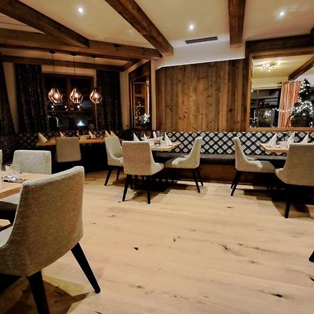 Hotel Seeblick Goldegg Esterno foto