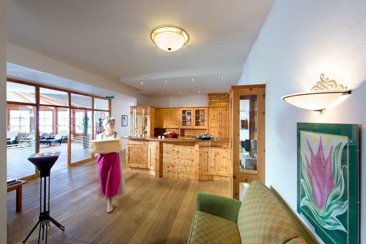 Hotel Seeblick Goldegg Esterno foto